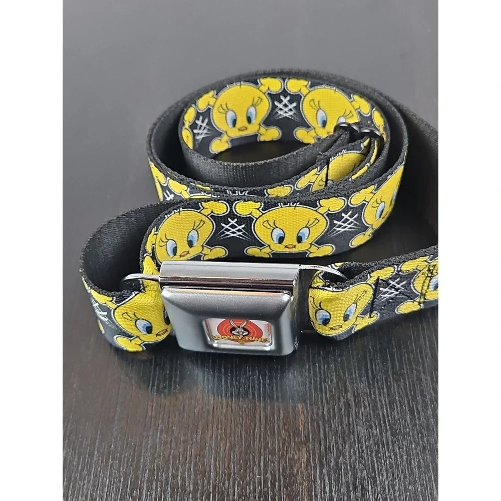 Looney Tunes‎ Tweety Bird Buckle-Down 24